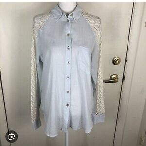 Anthropologie light cotton button down sz L